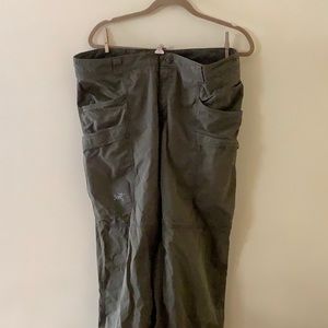 Arc’teryx men’s outdoor pants